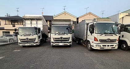 製材所　牧場にチップダンプで配送させて頂きます